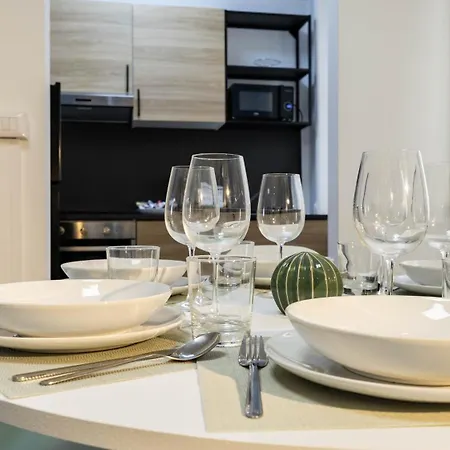 Flat 5 - In San Giovanni By Rentbeat * רומא