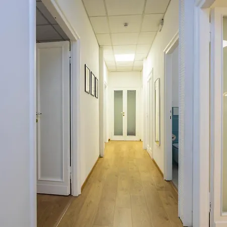 Flat 5 - In San Giovanni By Rentbeat * רומא