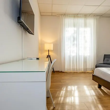 Flat 5 - In San Giovanni By Rentbeat דירה *